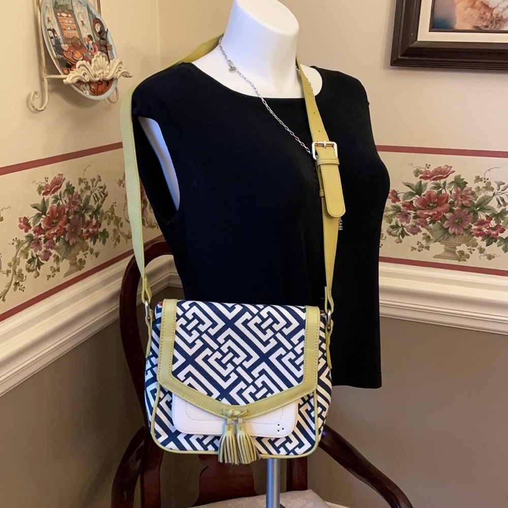 Spartina 449 Haig Point Crossbody EUC